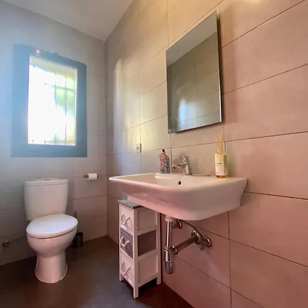 Dora House With Pool By Hlclub Agency Vilanova i la Geltru