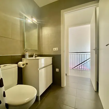 Dora House With Pool By Hlclub Agency * Vilanova i la Geltru